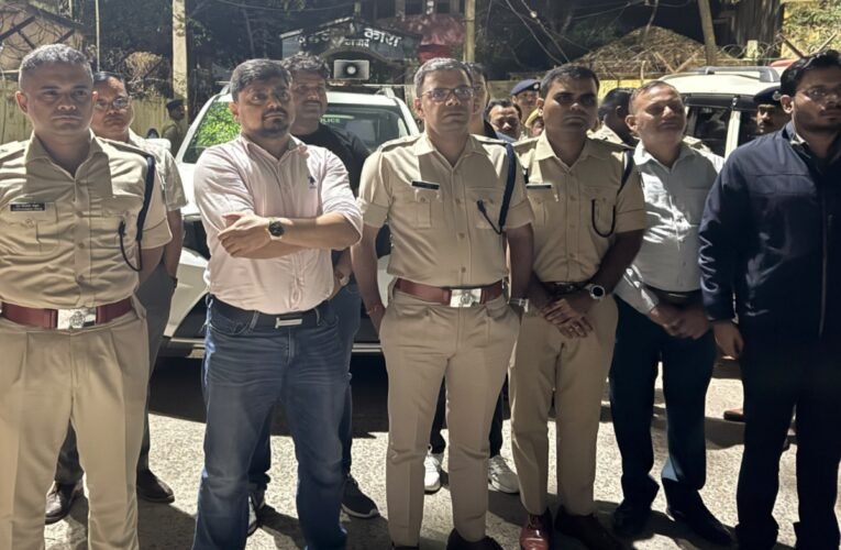 midnight-raid-dhanbad-mandal-prison-hundreds
