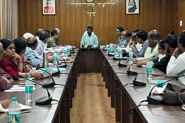 चक्रवाती तूफान ‘अर्नब’ का असर: उपायुक्त मंजूनाथ भजन्त्री ने आपदा प्रबंधन की तैयारियों की समीक्षा की