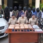 लोहरदगा में 40 लाख की ब्राउन शुगर के साथ आठ तस्कर गिरफ्तार, कुड़ू के रास्ते रांची पहुंचाई जा रही थी खेप eight-smugglers-brown-sugar-worth-rs